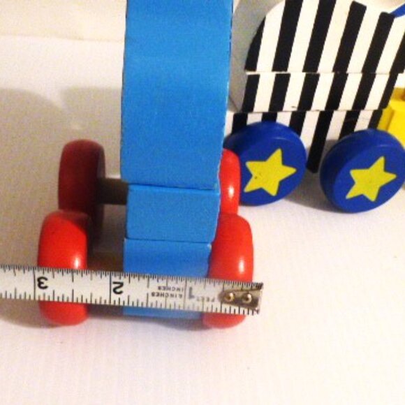 Expired Melissa and Doug ANIMAL TRAIN BUILDING BLOCK #10289 GH1318 Wood Blocks - Picture 12 of 12